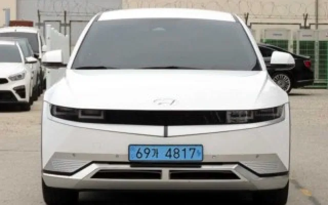 인천중고차사고팔기 아이오닉 5 롱 레인지 매물 사진 5 - 2022/05 172,551km