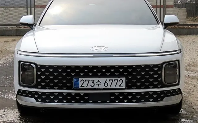 인천중고차사고팔기 그랜저 (GN7) LPG 3.5 2WD 매물 사진 9 - 2023/02 76,089km